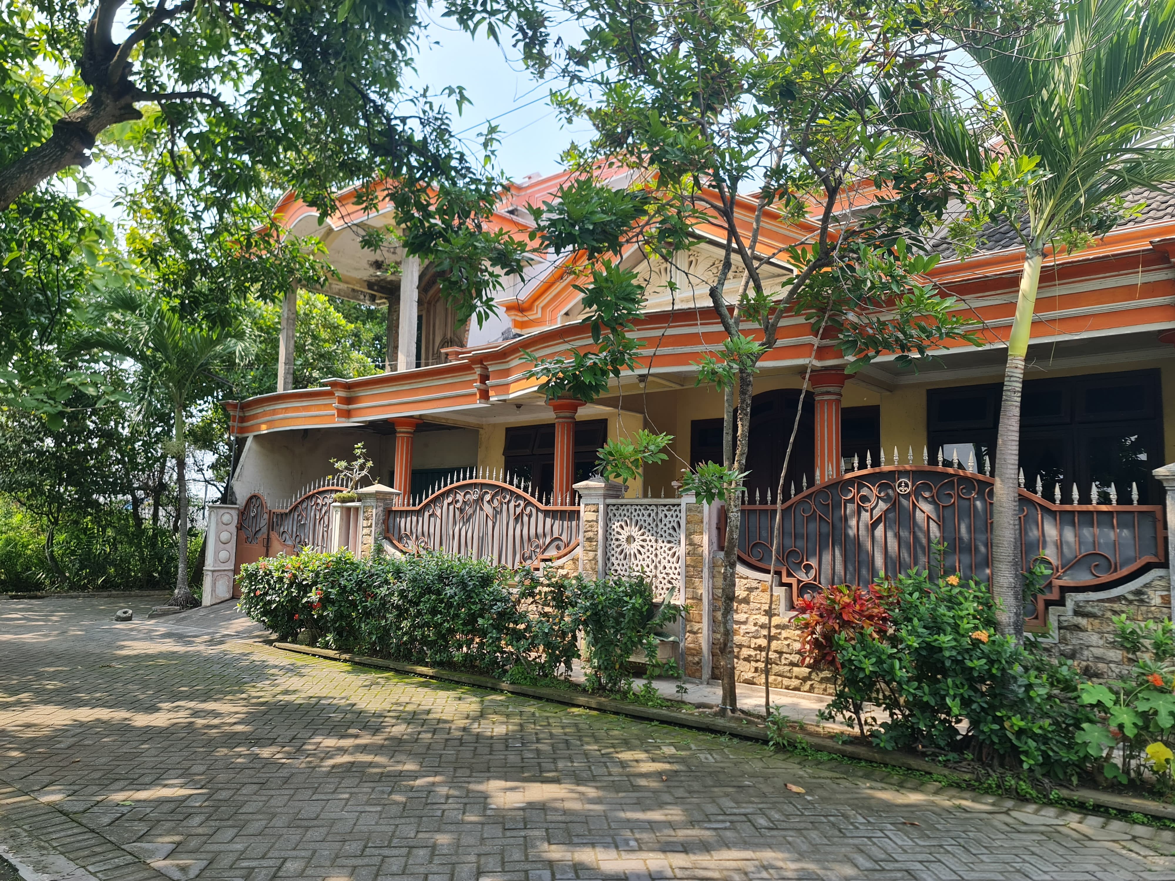 Rumah Hunian Mewah dan Luas di Mancilan