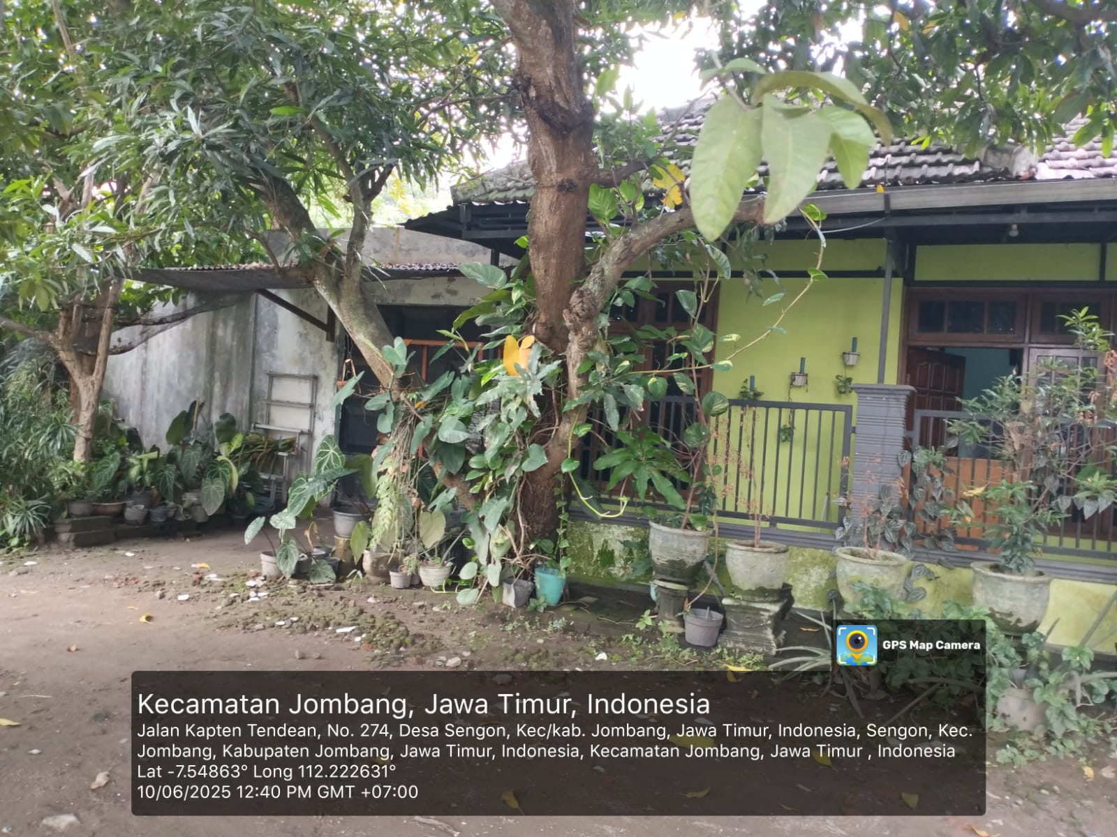 Rumah Tinggal Asri di Sengon Jombang