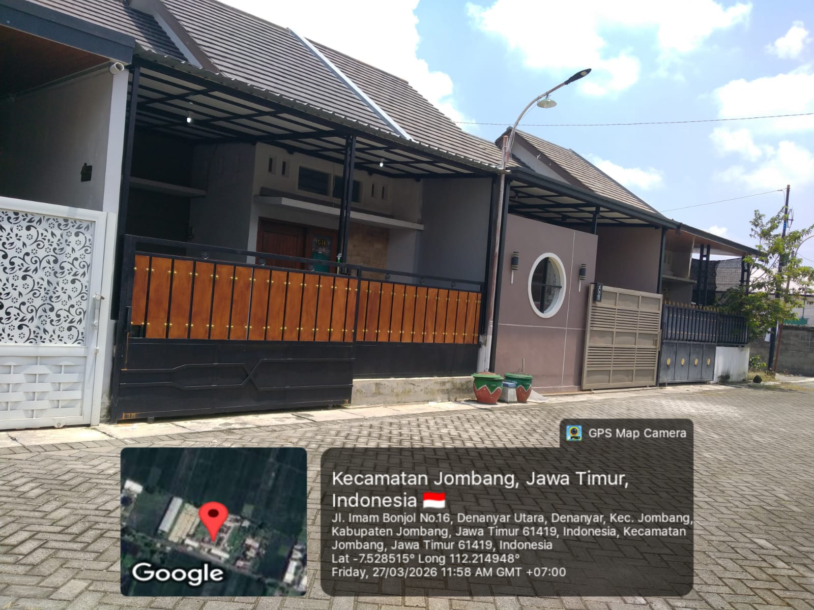 Rumah Mewah di Green Savana Jombang
