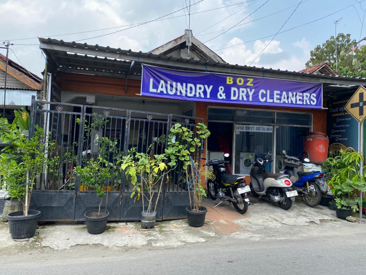 Rumah Tempat Usaha dan Asri di Kaliwungu Jombang